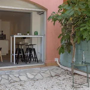  Appartement Joli Studio Avec Jardin Bord De Mer